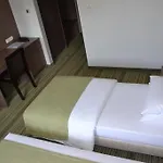 Hotel Pod Debem