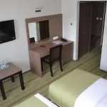 Pod Debem Hotel Tarnau