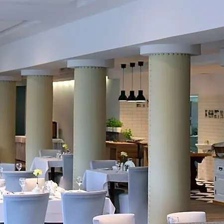 Hotell Pod Debem