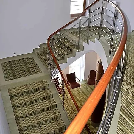 Hotell Pod Debem